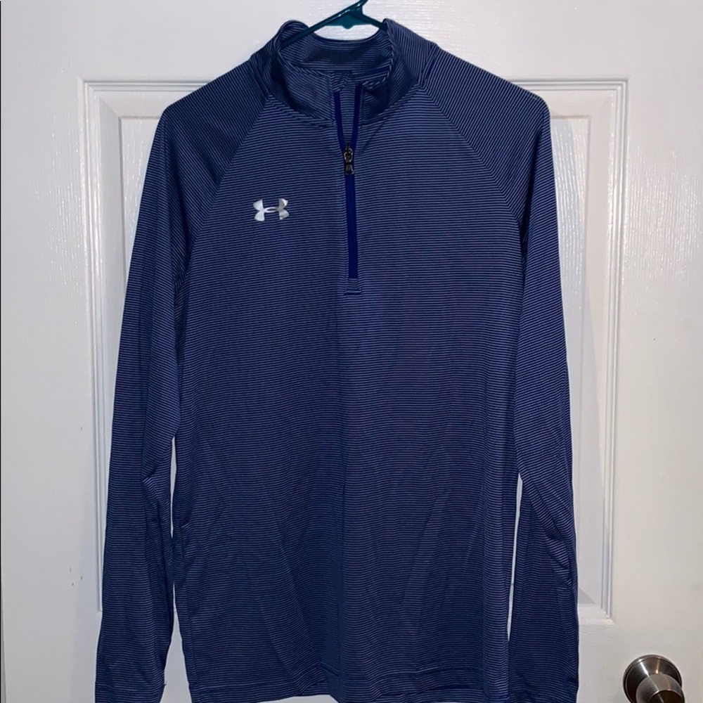 Long sleeve under armour exercise shirt